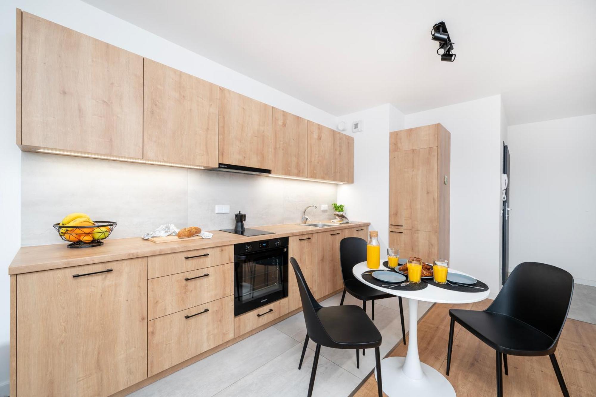Komfortowe Apartamenty Z Garazem Na Milionowej Лодзь Экстерьер фото